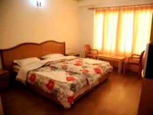 Hotel Ladakh Continental เลห์ ภายนอก รูปภาพ